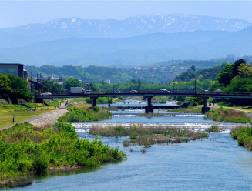 犀川大橋