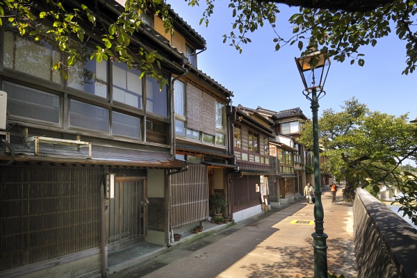 情緒溢れるひがし茶屋街＆主計町茶屋街をめぐる