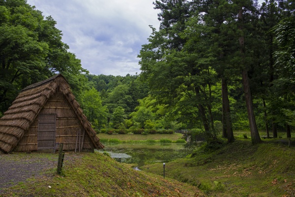 玉泉湖・氷室小屋