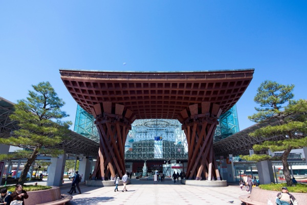 金沢駅