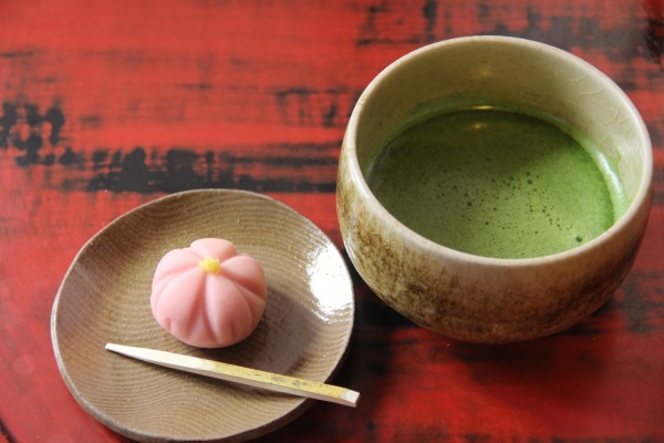 町家カフェで和菓子を堪能