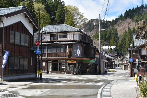 白峰重要伝統的建造物群保存地区