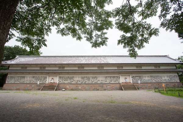 金沢城公園・三十間長屋