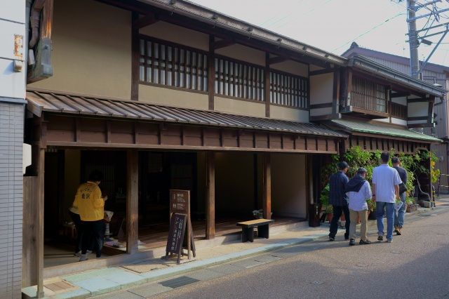 ひがし茶屋街休憩館3