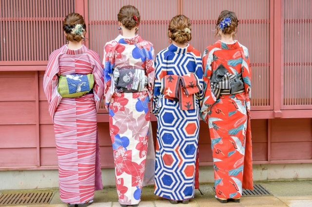オシャレでかわいい着物