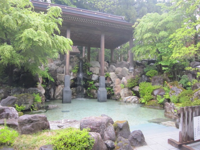 白山比咩神社　珍しい禊場