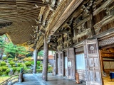 まるで木彫刻の美術館「井波別院瑞泉寺」