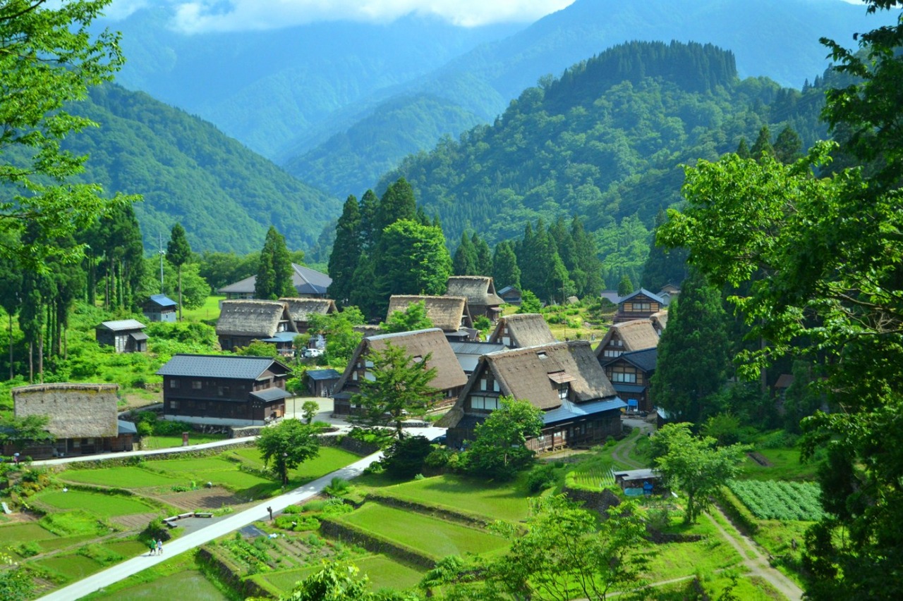 懐かしい日本の原風景が残る五箇山合掌づくり集落
