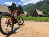 E-bikeで坂道も長距離もラクラク ♪