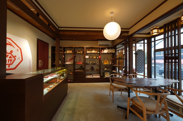 店舗内観