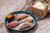 お寿司とオリジナルカクテル　イメージ