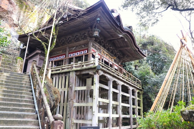 那谷寺