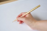 金箔鉛筆を使えば勉強がはかどるかも？！