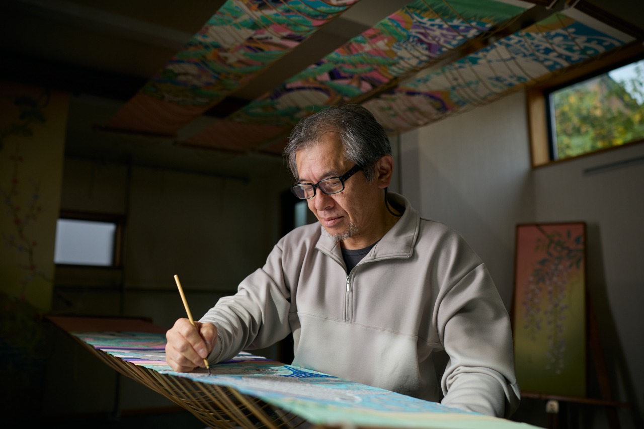 金沢駅徒歩5分の工房で日々制作しています。