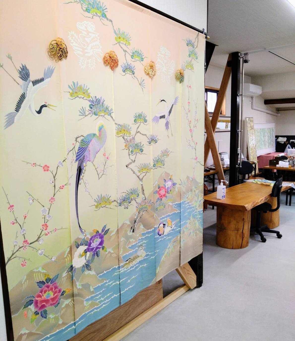 伝統の「花嫁のれん」