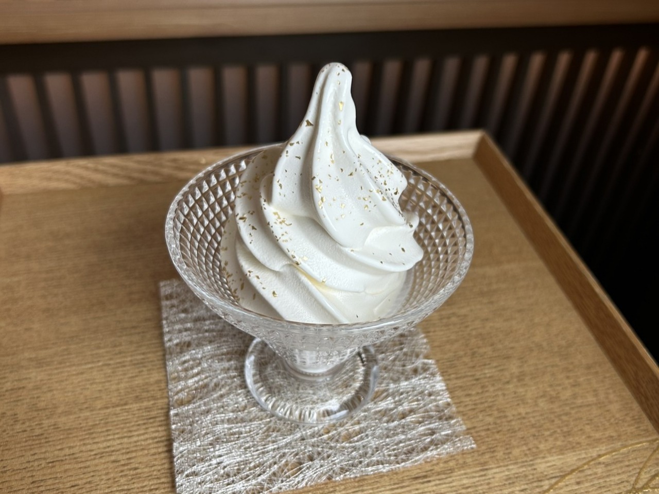 体験の後は金箔(金粉)がきらめくソフトクリーム