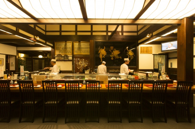 宝生寿し 店内