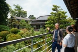 庭園を眼下に捉えての解説