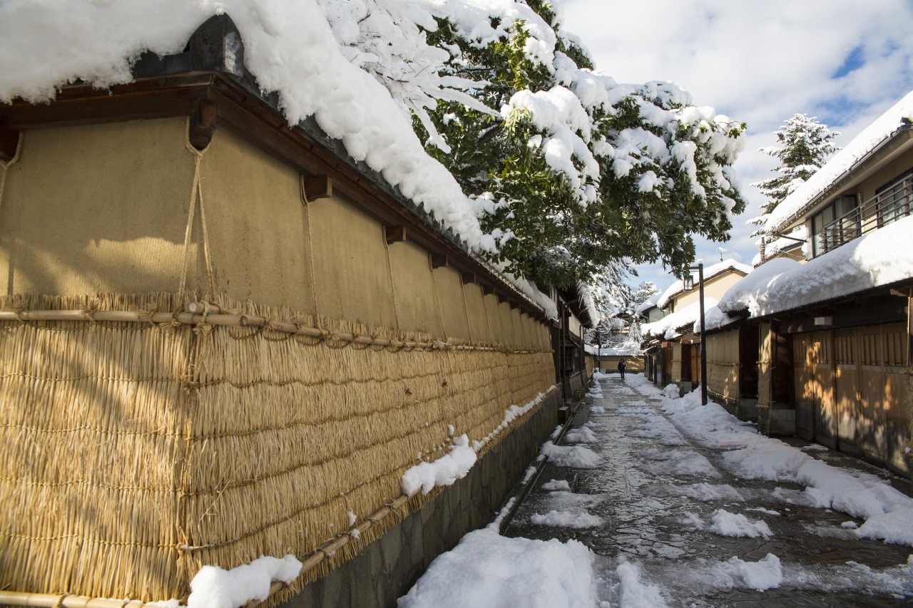 冬の金沢ならではの雪景色