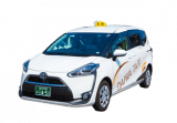 小型タクシー（車椅子のまま乗車可能）