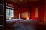 梅の間　落ち着いた部屋の設え