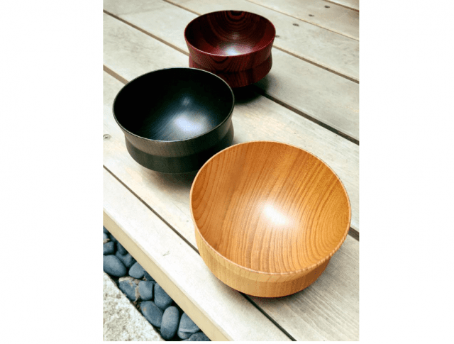 我戸幹男商店さんの山中漆器
