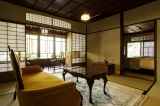 ｢蒼白い月｣お部屋