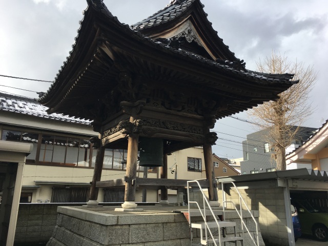 釣鐘堂