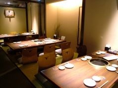 各個室間の仕切りを外して大部屋での利用もできます。