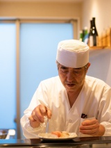 すし職人として50年の経験豊かな職人