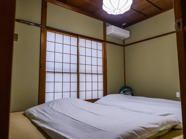 ２階寝室③　６畳間の和室