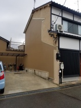 隣接している駐車場（1台）