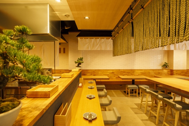 おひとり様からでもご利用いただける様々な席をご用意